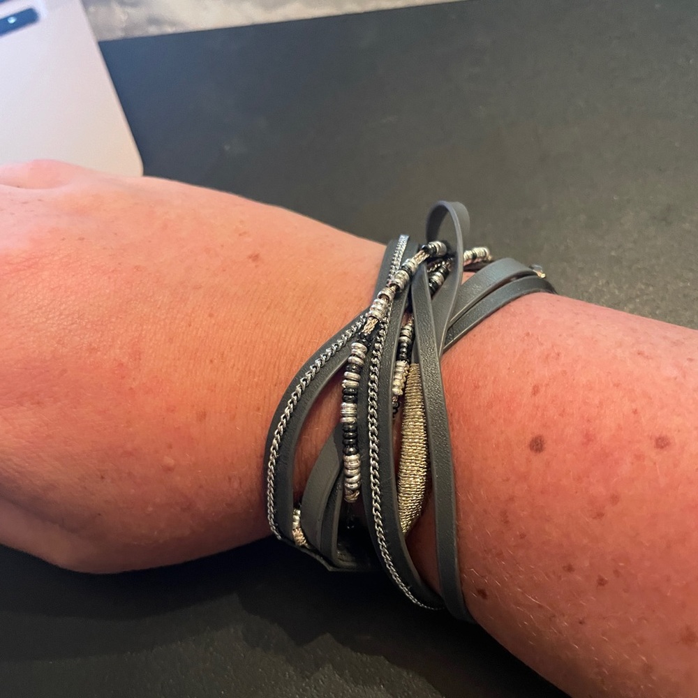 Stella & Dot Wrap Bracelet / Choker Necklace